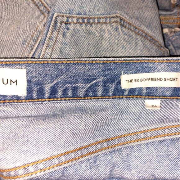 Aritzia Denim Forum Women's  The Ex Boyfriend Denim Short Light Wash Size 26 EUC - Picture 14 of 16